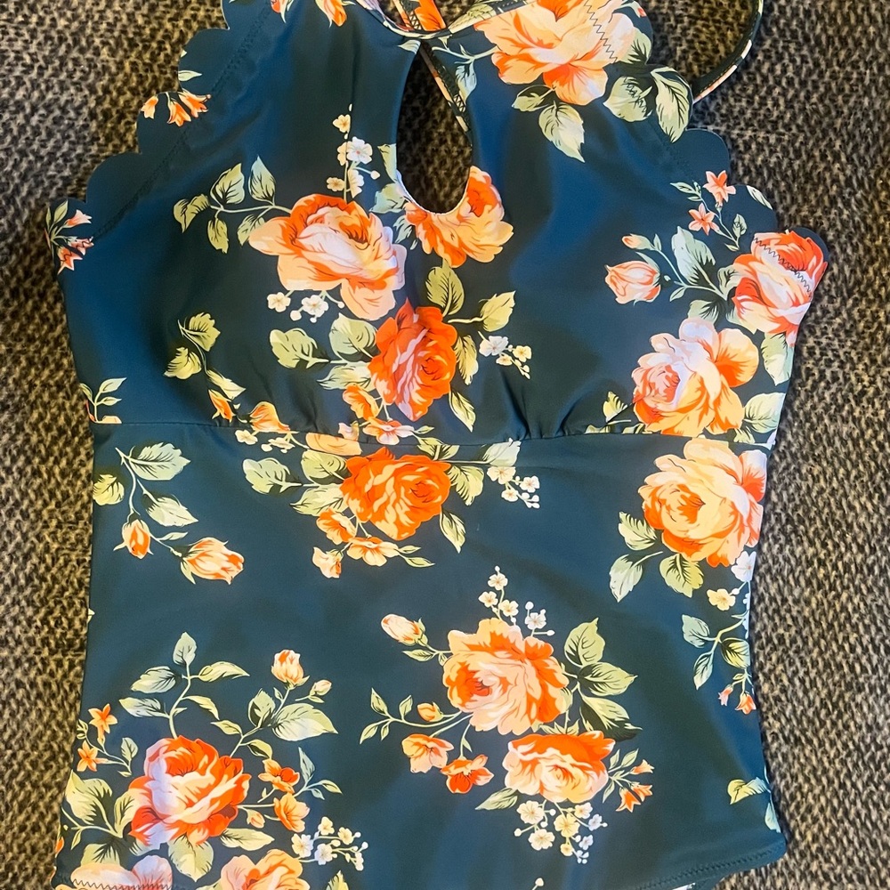 One piece bathing suit